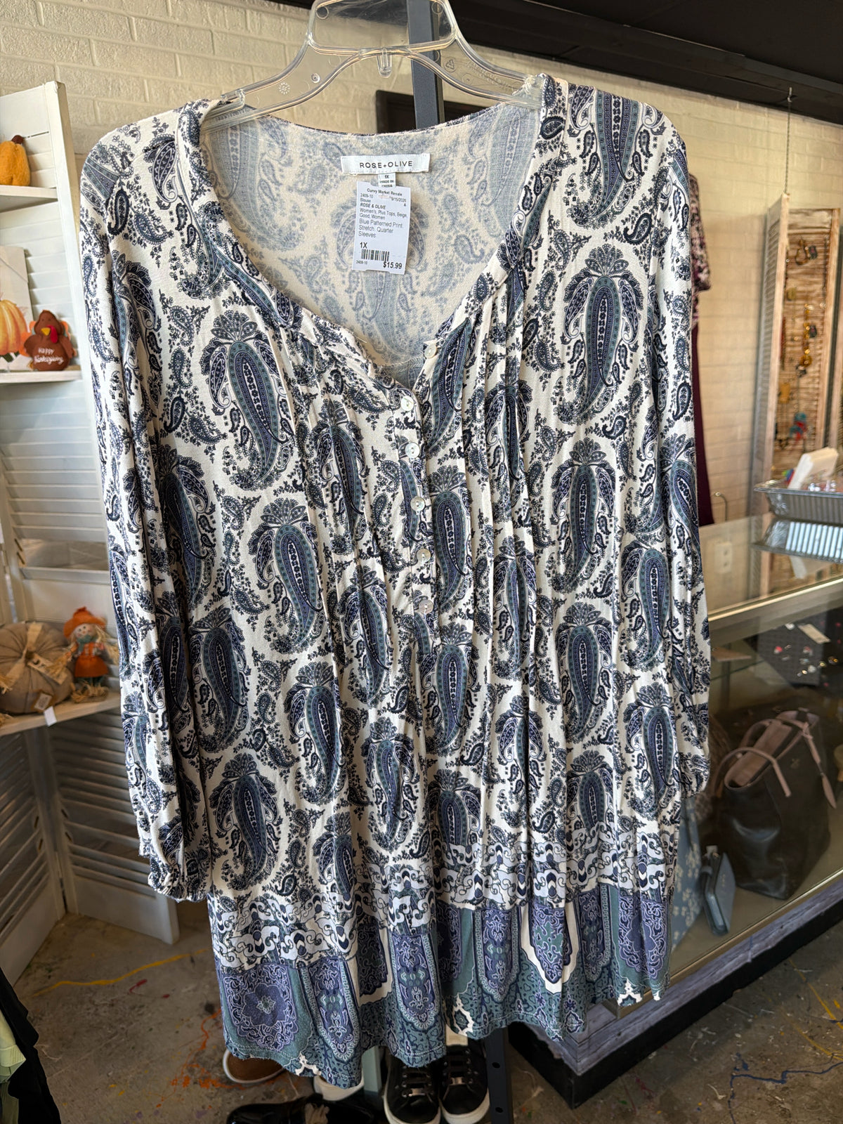 ROSE & OLIVE Plus Tops Size 1X Blouse