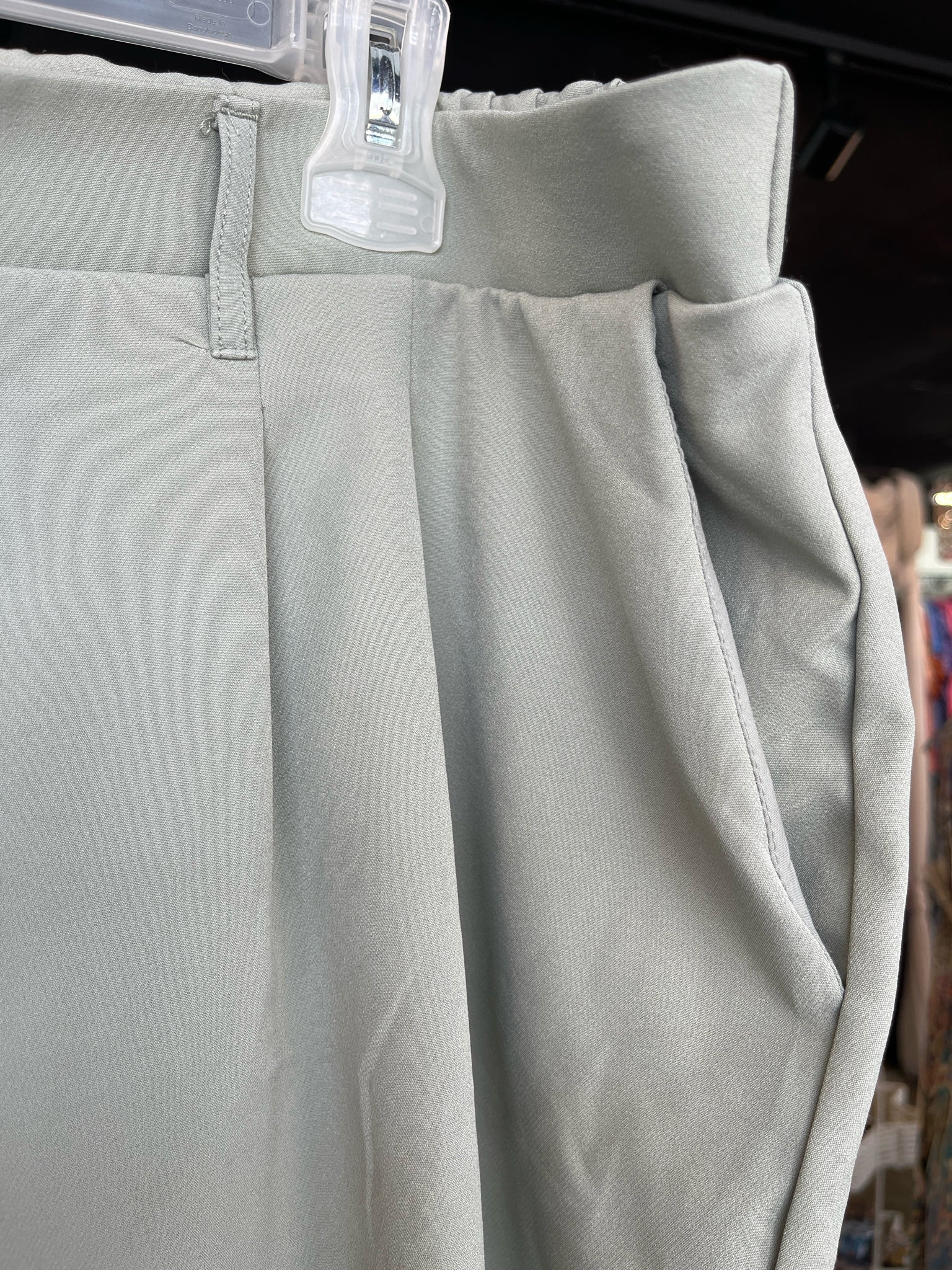 32 Cool Womens Bottoms Size XXL Shorts