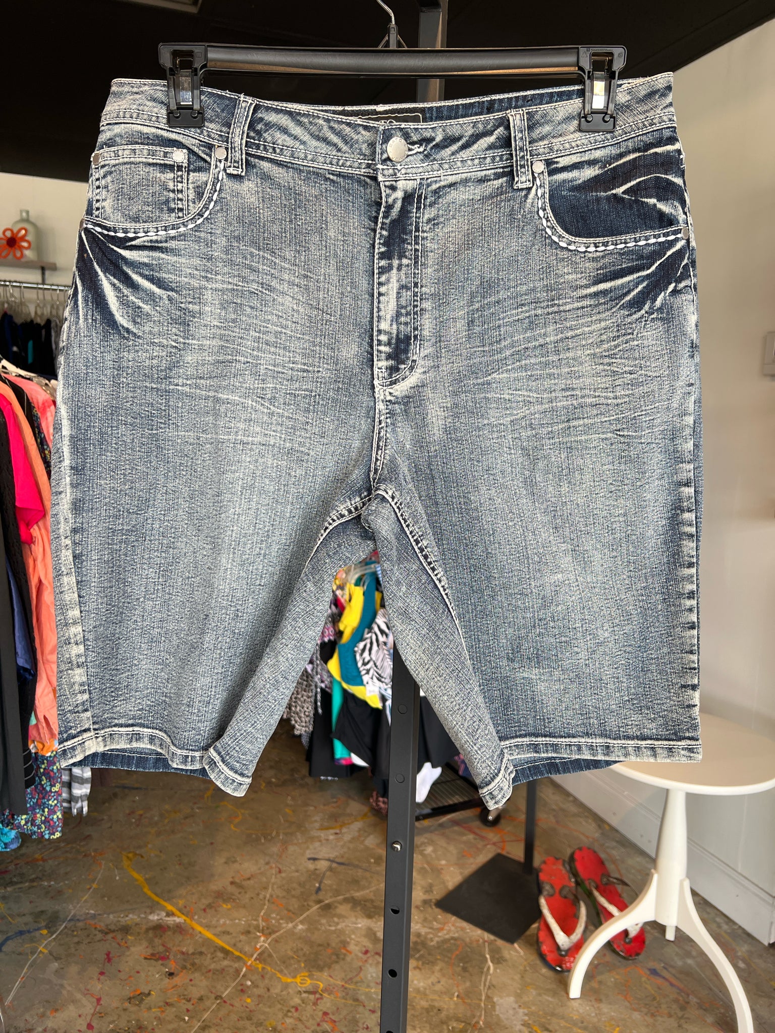Cato Plus Bottoms Size 16 Shorts
