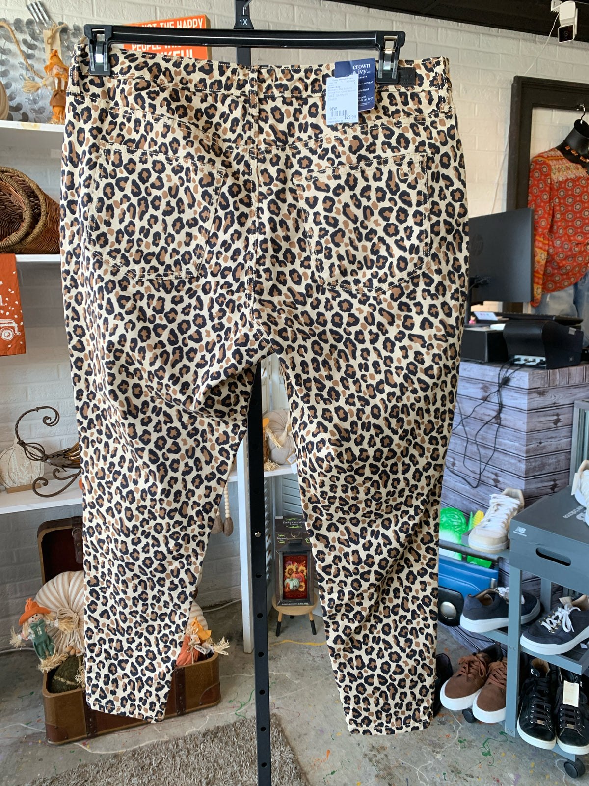 Crown & Ivy Plus Bottoms Size 18W Jeans