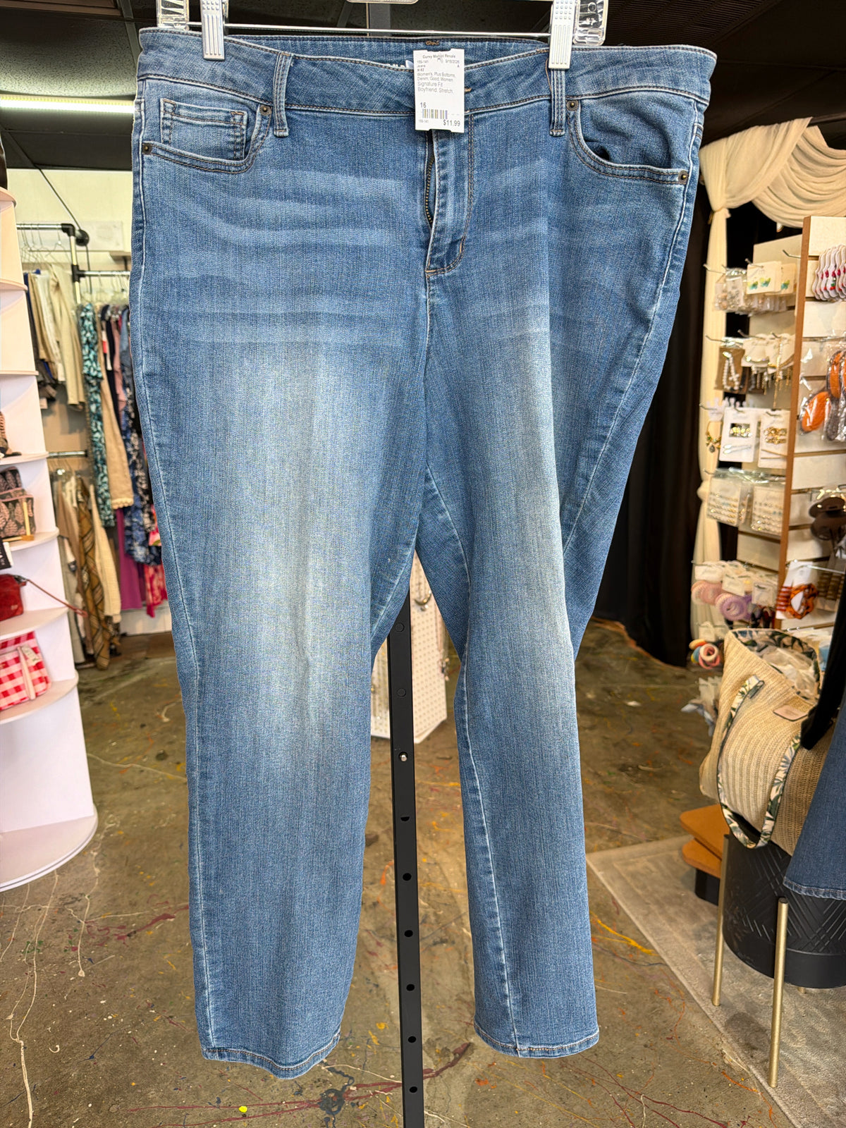 N 62 Plus Bottoms Size 16 Jeans