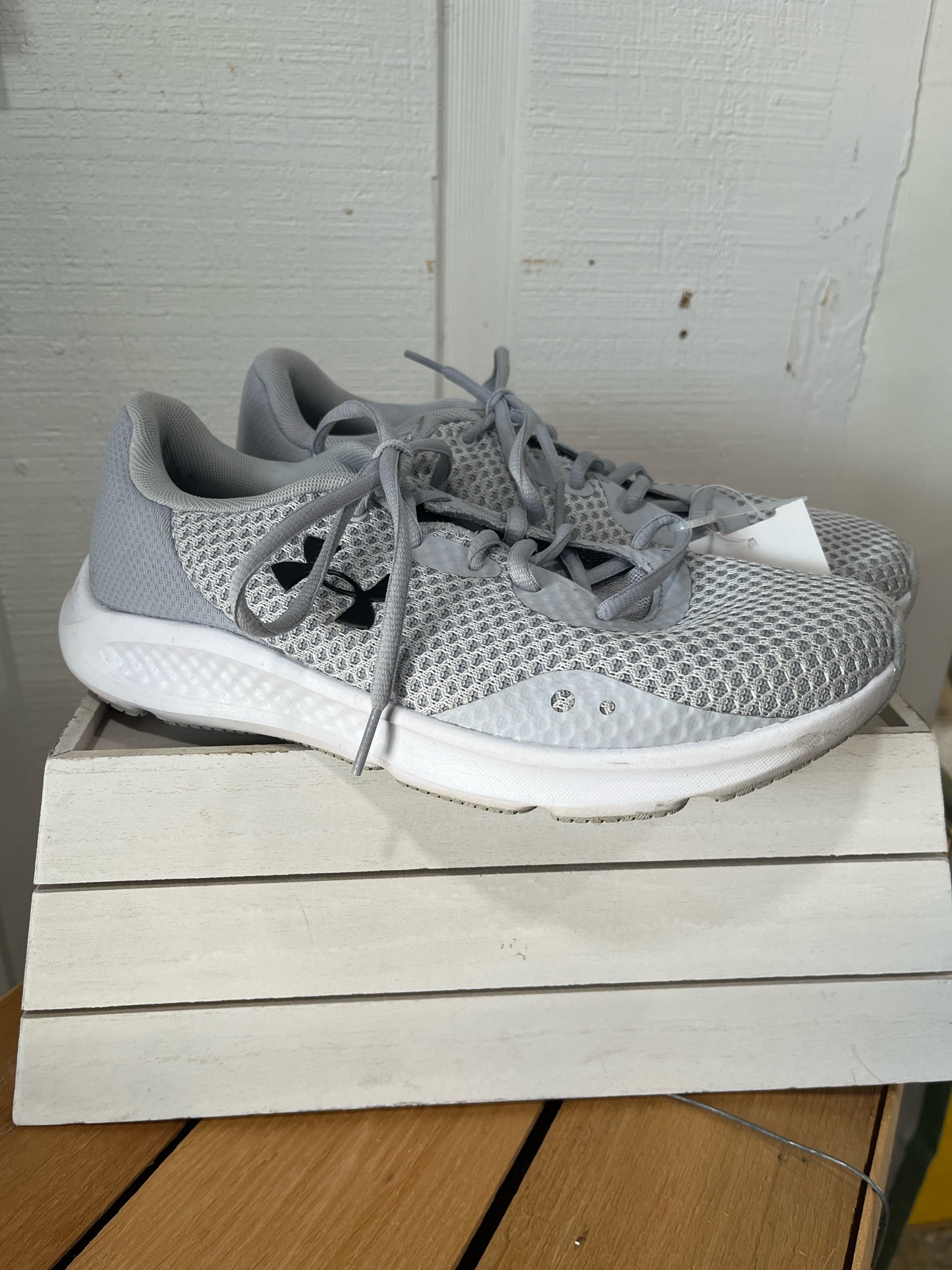 UNDER ARMOUR Shoes/Footwear 9 SHOES