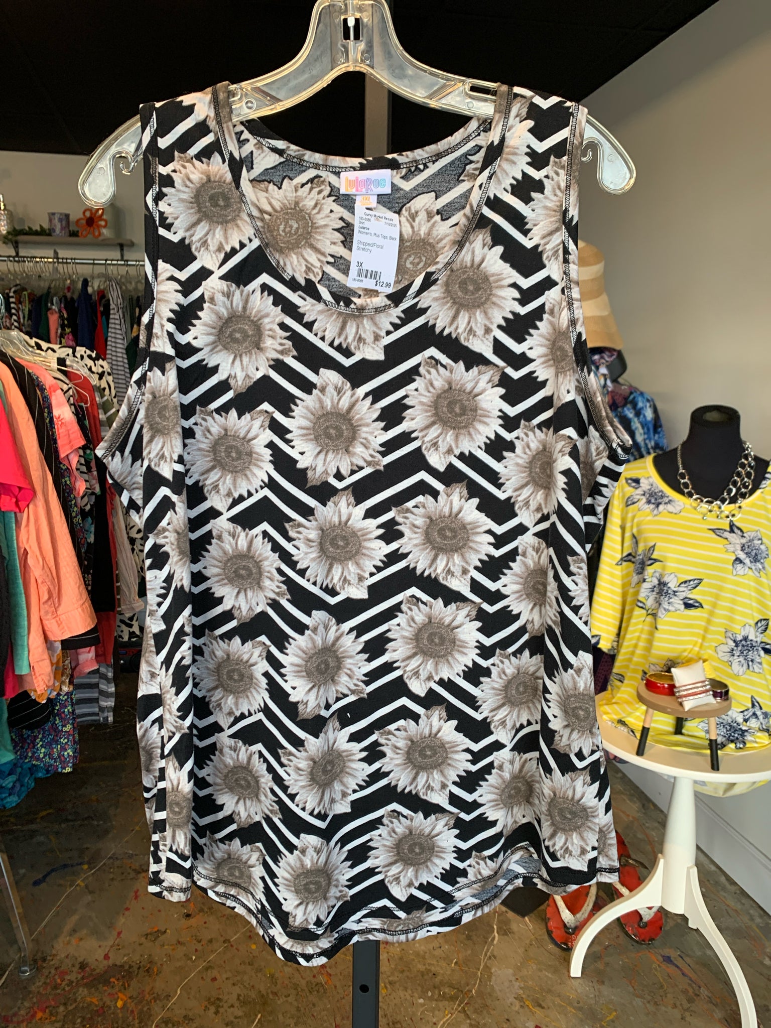 Lularoe Plus Tops Size 3X Shirt