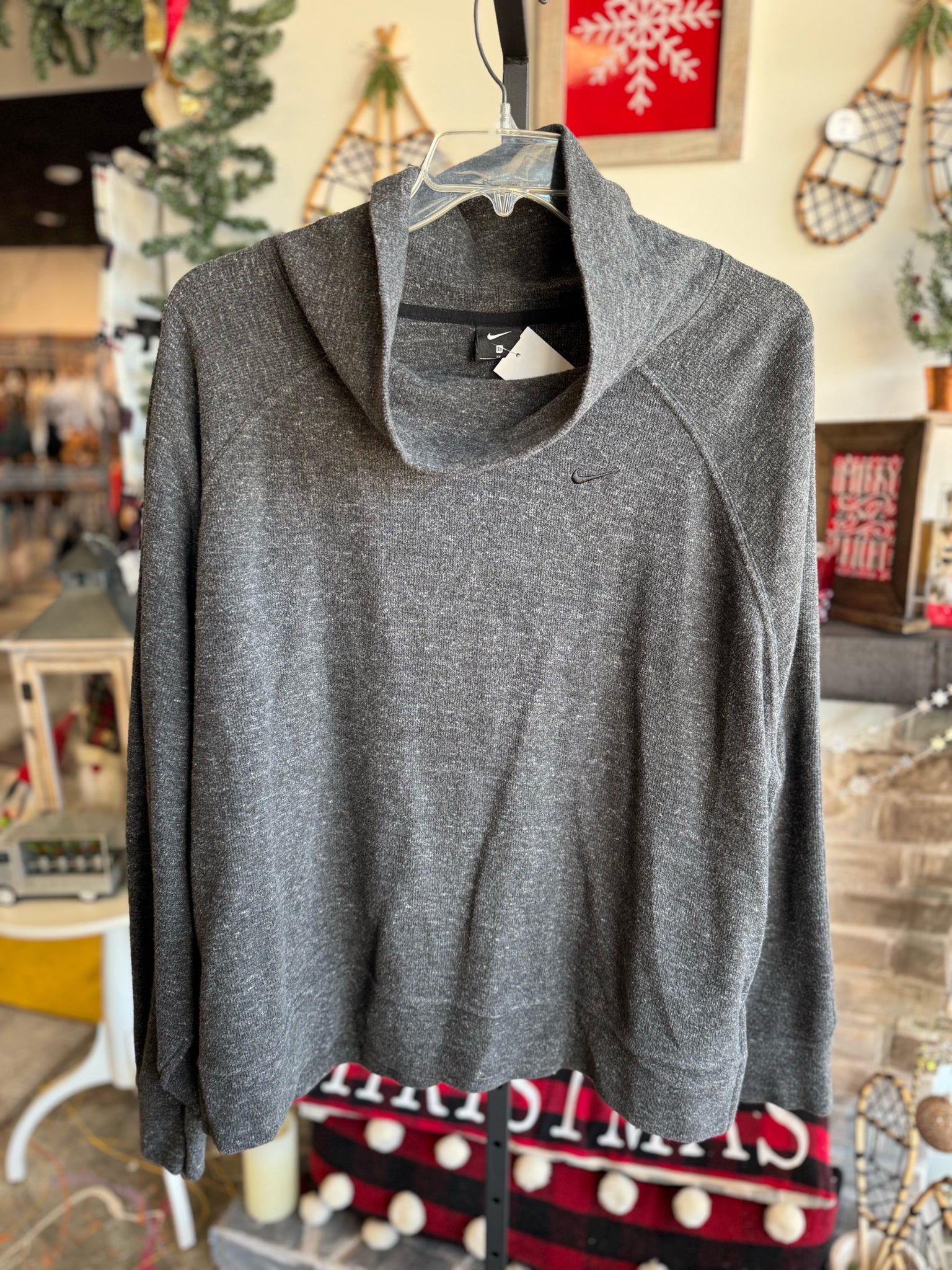 NIKE Plus Outerwear Size 3X Sweatshirt