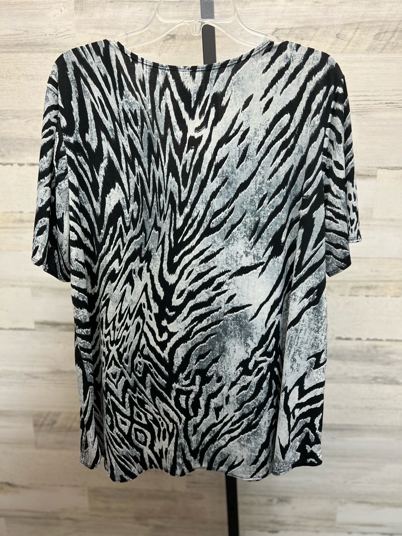 Size 2X No Brand Shirt