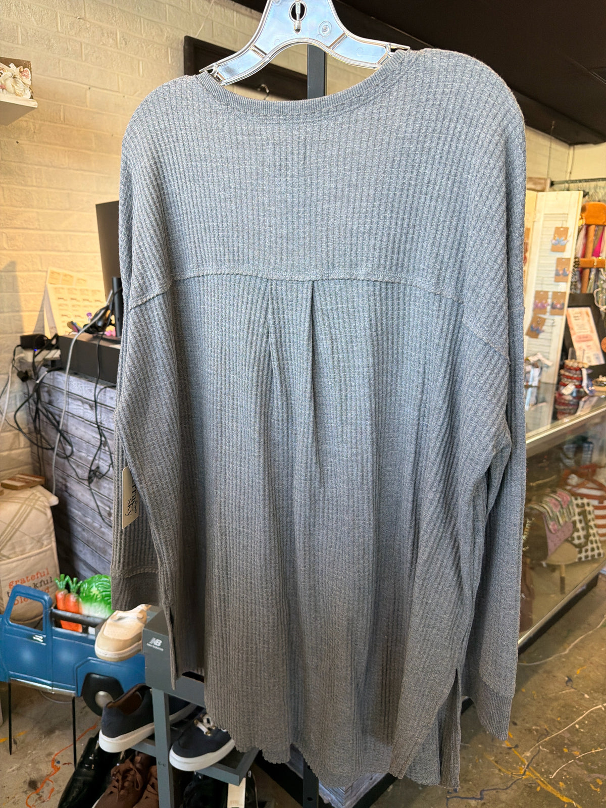 Time & True Plus Tops Size 16/18 Shirt