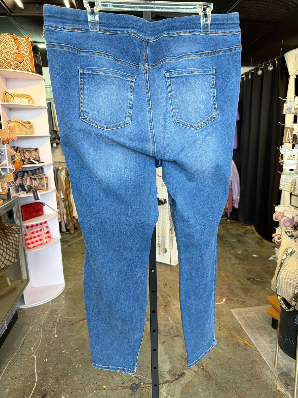 GLORIA VANDERBILT Plus Bottoms Size 16W Jeans