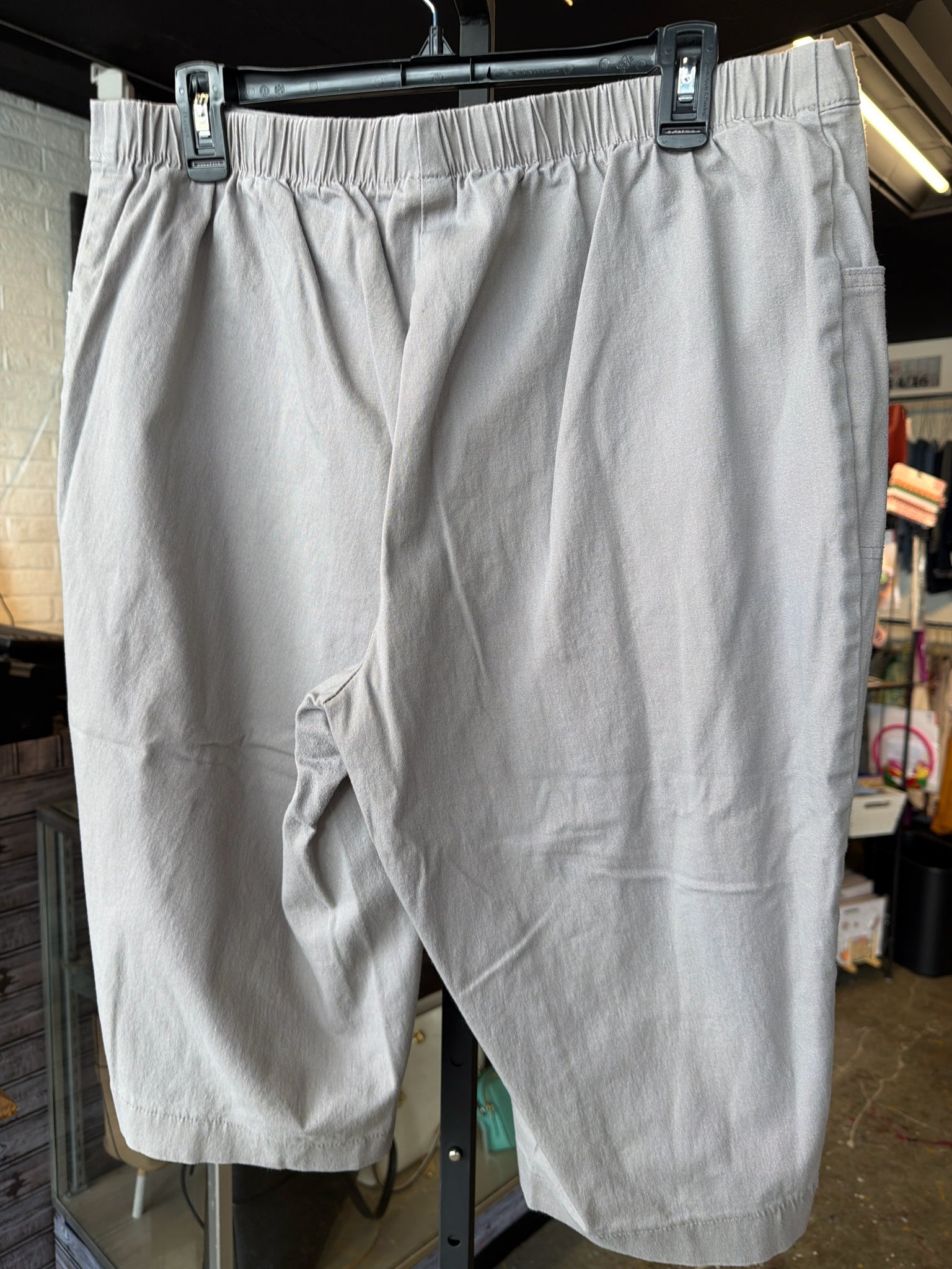 JMS Plus Bottoms Size 18/20 Pants
