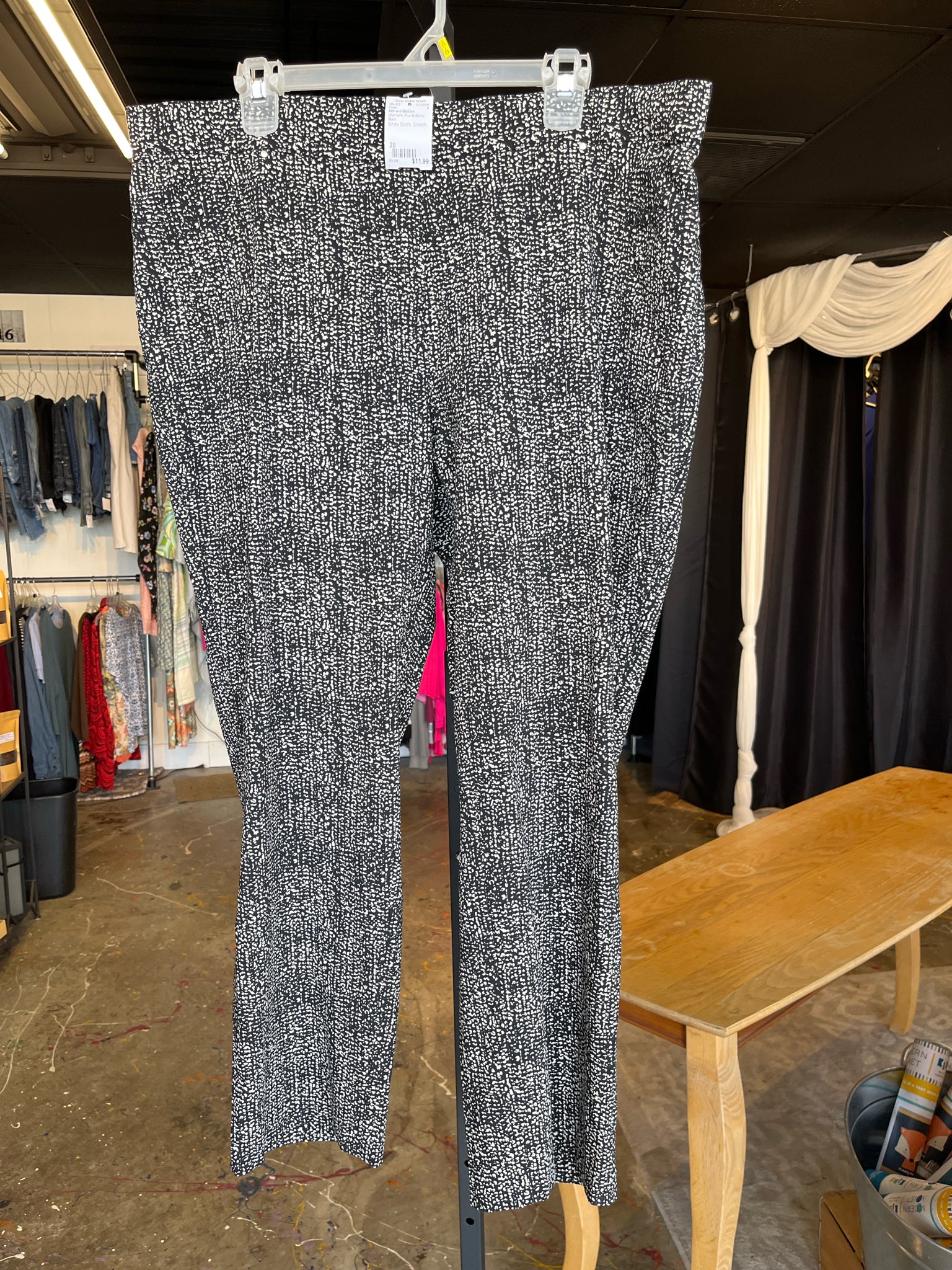 89th and Madison Plus Bottoms Size 20 Pants