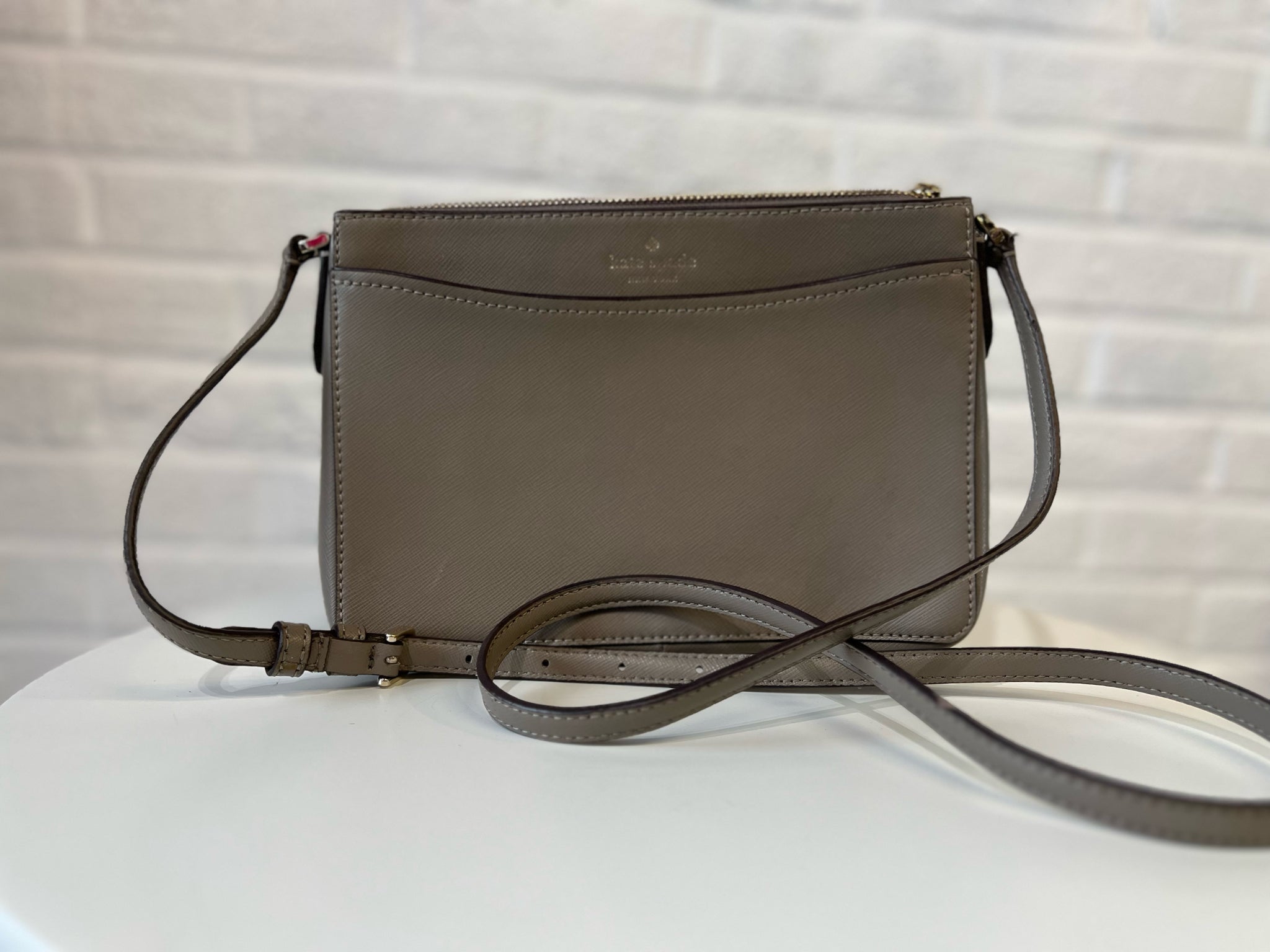 KATE SPADE Gray Purse